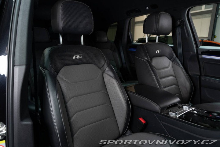 Volkswagen Ostatní modely Touareg  3.0 V6 TDI SCR 286k R-Li 2018