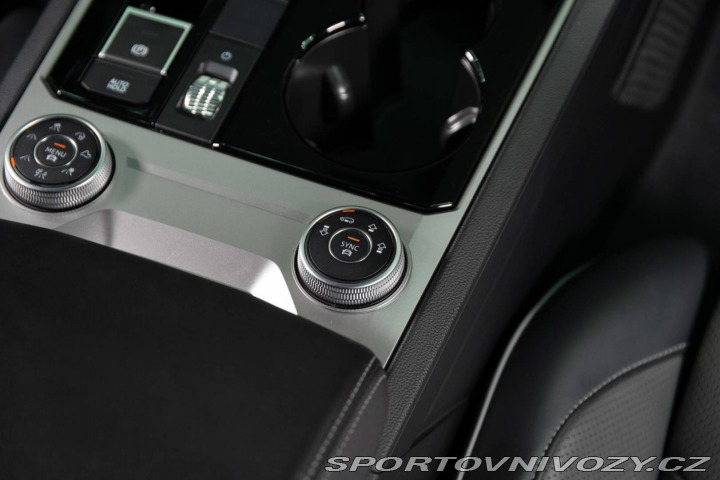 Volkswagen Ostatní modely Touareg  3.0 V6 TDI SCR 286k R-Li 2018