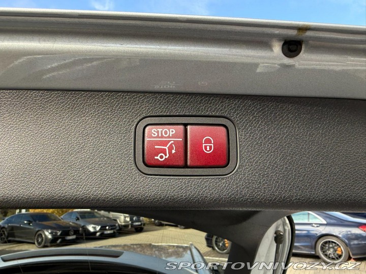 Mercedes-Benz E E 300 de 4MATIC kombi 2024