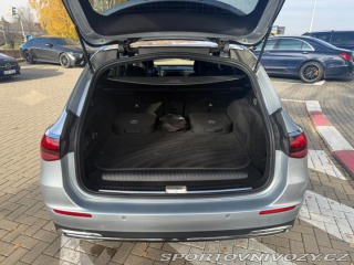 Mercedes-Benz E E 300 de 4MATIC kombi 2024