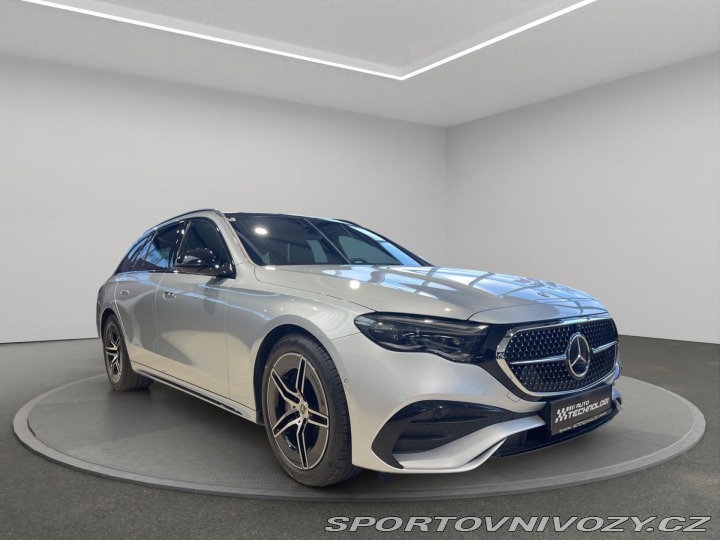 Mercedes-Benz E E 300 de 4MATIC kombi 2024