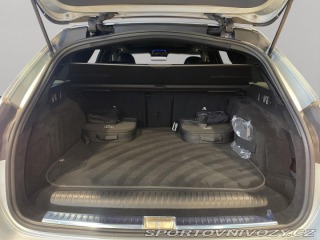 Mercedes-Benz E E 300 de 4MATIC kombi 2024