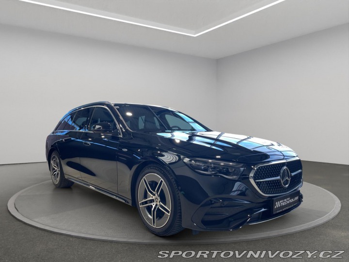 Mercedes-Benz E E 300 de 4MATIC kombi 2025