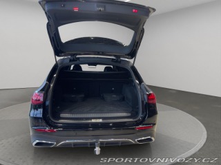 Mercedes-Benz E E 300 de 4MATIC kombi 2025