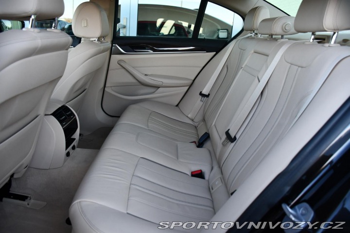 BMW 5 540i xD LUXURY LINE HUD 2017