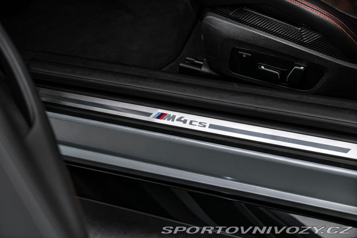 BMW M4 CS 2025
