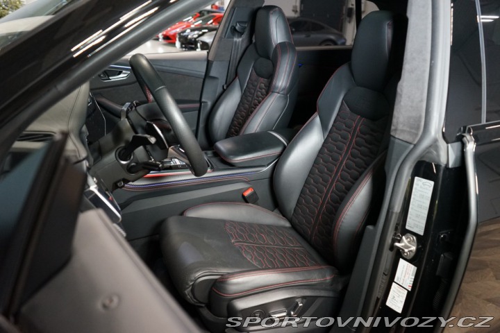 Audi RS Q8 CERAMIC*MASÁŽ*305 km/h*PA 2022