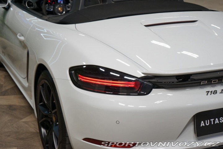 Porsche 718 Kamera*Chrono*Carbon*LED 2018