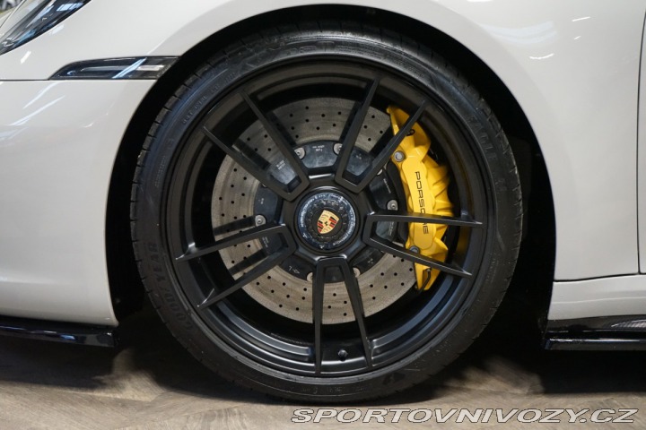 Porsche 911 GTS*PCCB*360*SPORT-DESIGN 2022