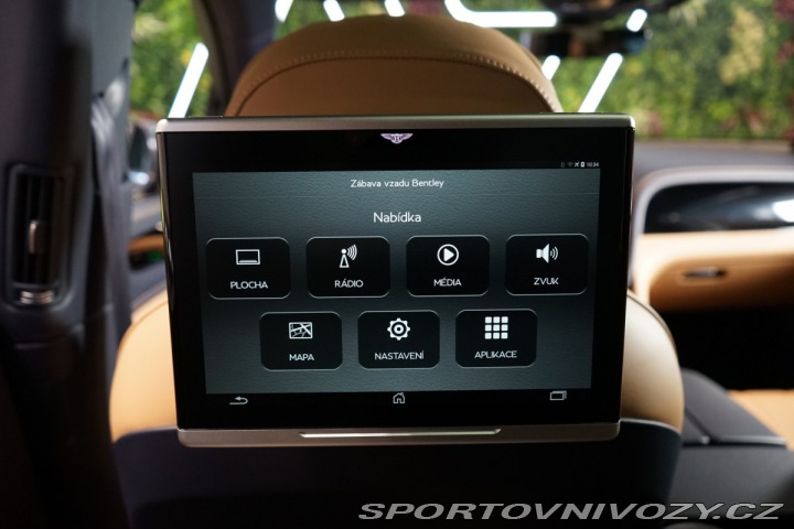 Bentley Bentayga HUD*PANO*MASÁŽ*TAŽNÉ*TV 2016