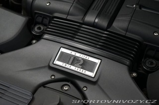 Bentley Bentayga HUD*PANO*MASÁŽ*TAŽNÉ*TV 2016