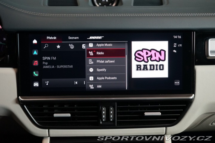 Porsche Cayenne E-HYBRID*360*PANO*TAŽ*PAS 2022