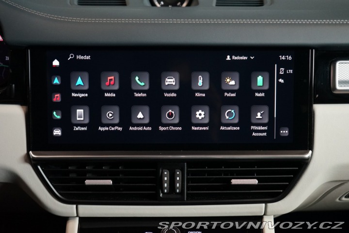 Porsche Cayenne E-HYBRID*360*PANO*TAŽ*PAS 2022