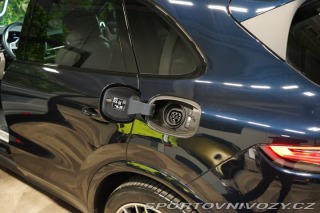 Porsche Cayenne E-HYBRID*360*PANO*TAŽ*PAS 2022