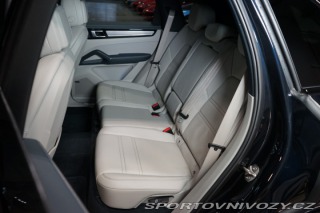 Porsche Cayenne E-HYBRID*360*PANO*TAŽ*PAS 2022