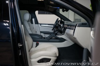Porsche Cayenne E-HYBRID*360*PANO*TAŽ*PAS 2022