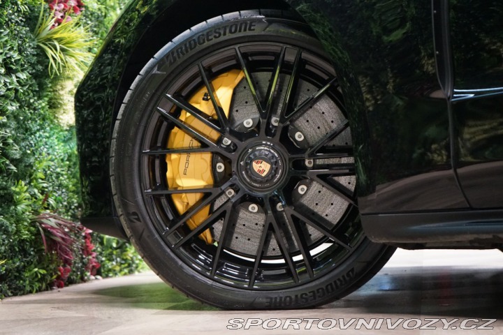 Porsche Panamera GTS*PCCB*BURM*HUD*MASÁŽ 2025