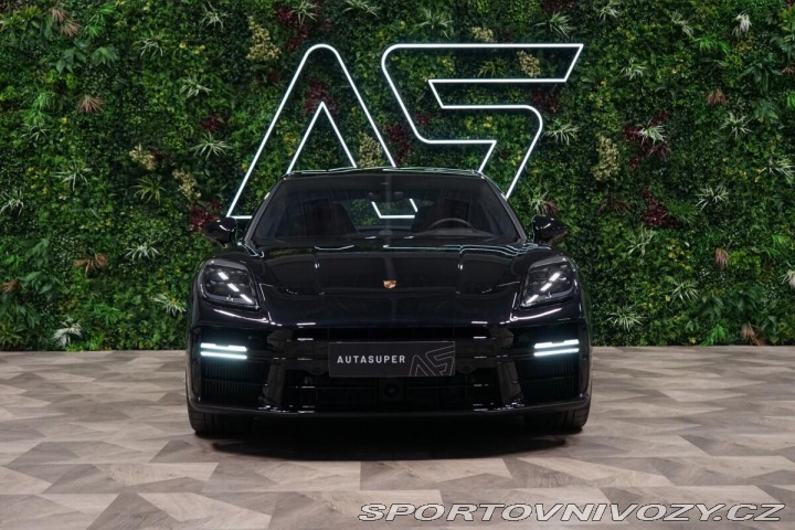 Porsche Panamera GTS*PCCB*BURM*HUD*MASÁŽ 2025