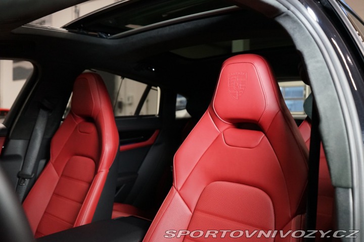Porsche Panamera GTS*PCCB*BURM*HUD*MASÁŽ 2025