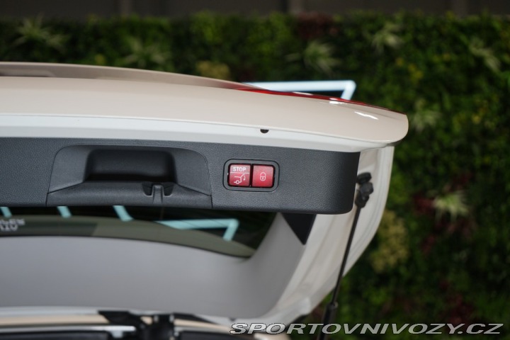 Mercedes-Benz Ostatní modely GLC 220d*4M*AMG*PANO*360*TAŽ* 2021