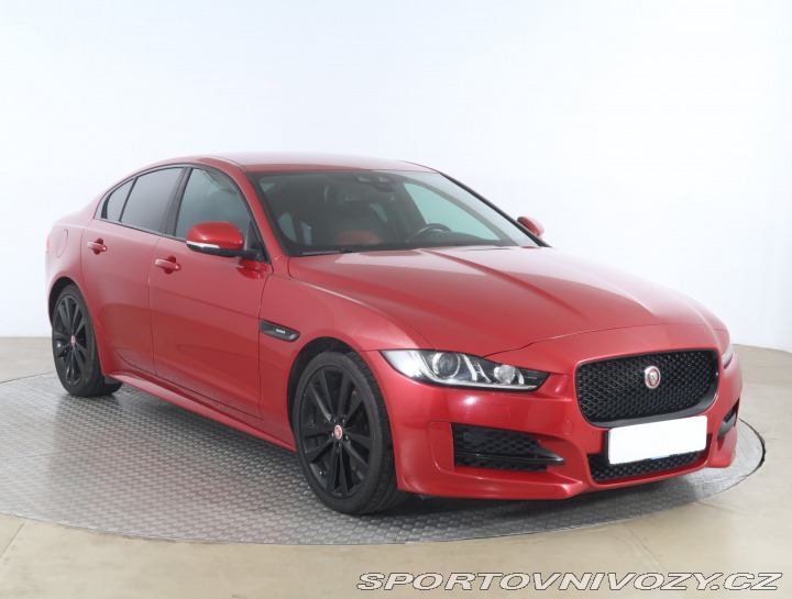 Jaguar XE R-Sport 20d 2015