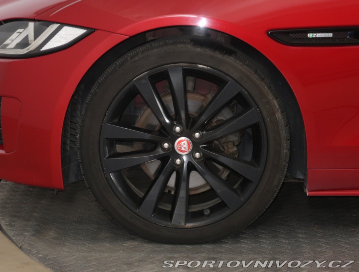 Jaguar XE R-Sport 20d 2015