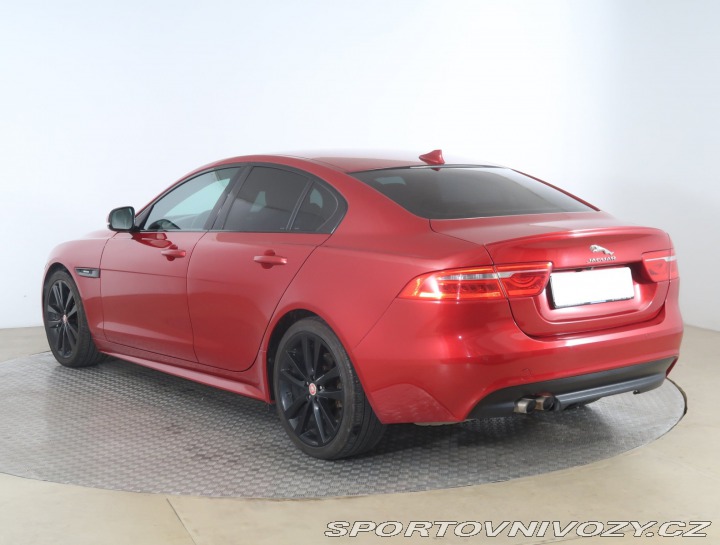Jaguar XE R-Sport 20d 2015