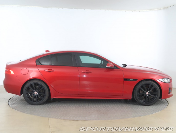 Jaguar XE R-Sport 20d 2015