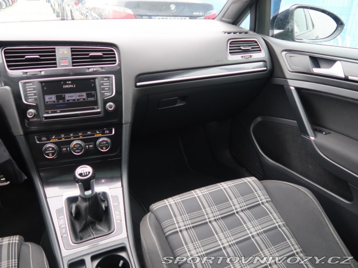 Volkswagen Golf 2.0 TDI GTD 2016
