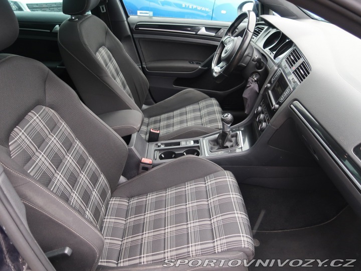 Volkswagen Golf 2.0 TDI GTD 2016