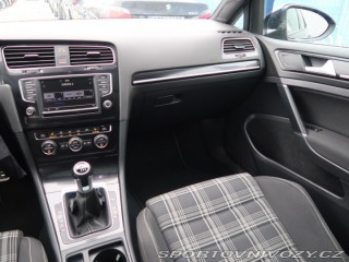 Volkswagen Golf 2.0 TDI GTD 2016