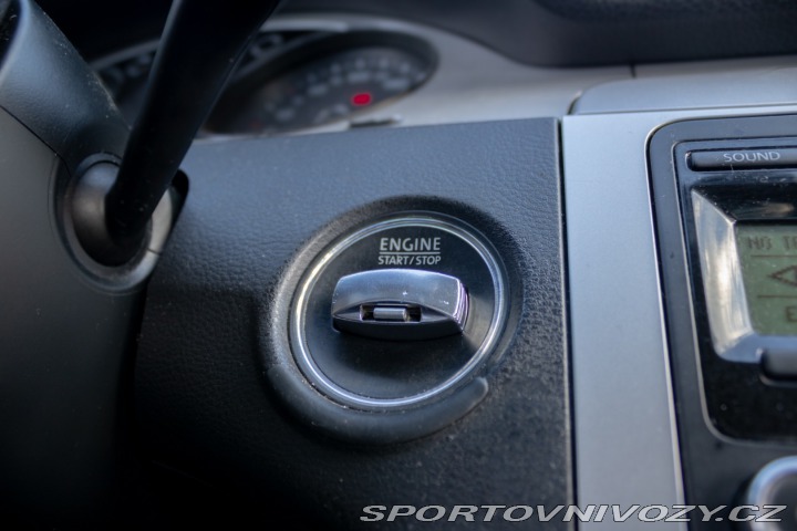 Volkswagen Passat CC CC 2.0 TDI 2010