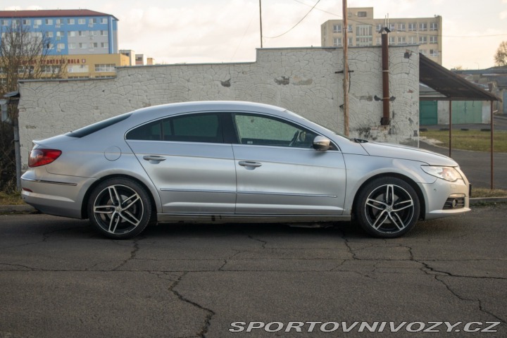 Volkswagen Passat CC CC 2.0 TDI 2010