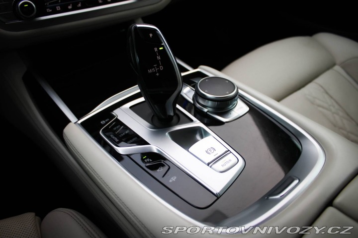 BMW 7 750d xDrive / FINANCOVAN 2019