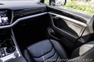 Volkswagen Ostatní modely Touareg  3.0 V6 TDI 210kW R-Line 2023