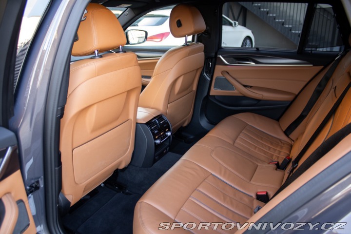 BMW 5 Touring  530d mHEV xDrive 2021
