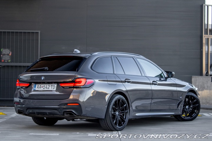 BMW 5 Touring 530d mHEV xDrive 2021