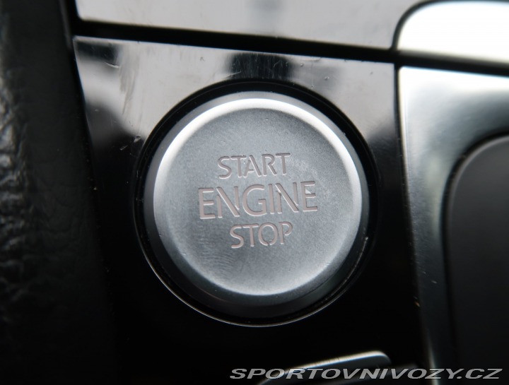 Volkswagen Golf R-Line 2.0 TSI R 2016