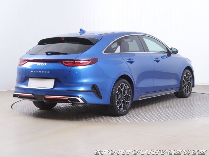 Kia ProCeed GT Line Plus 1.5 T-GDI 2022