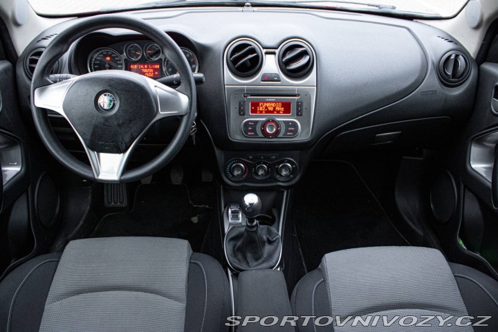 Alfa Romeo MiTo 1.4 MPI Distinctive 2008