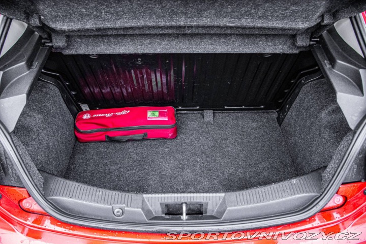 Alfa Romeo MiTo 1.4 MPI Distinctive 2008