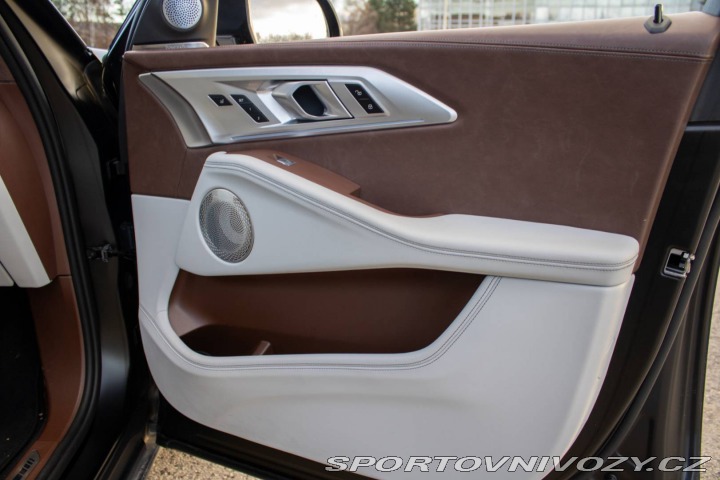 BMW XM Individual / AJ NA SPLÁT 2023