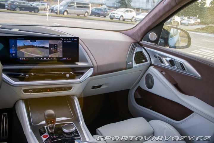 BMW XM Individual / AJ NA SPLÁT 2023