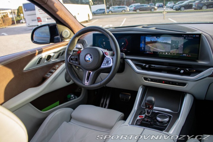 BMW XM Individual / AJ NA SPLÁT 2023