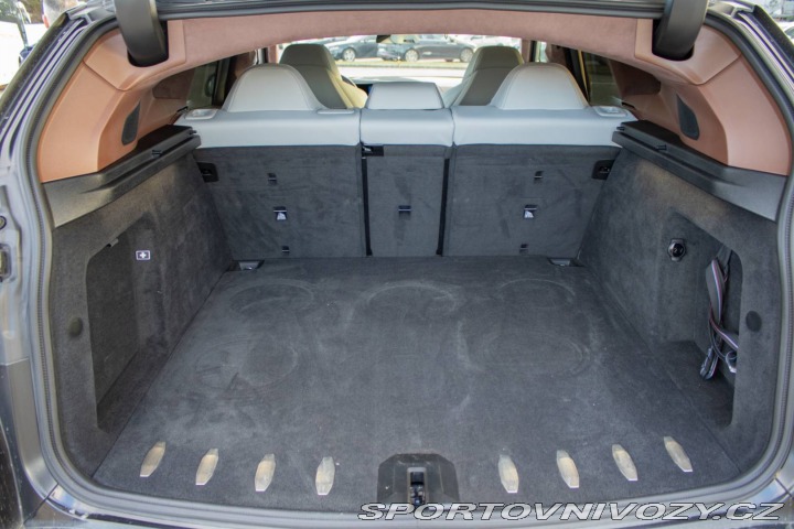 BMW XM Individual / AJ NA SPLÁT 2023