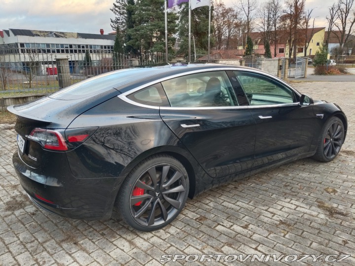 Tesla Model 3 PERFORMANCE AWD 510 hp 2019
