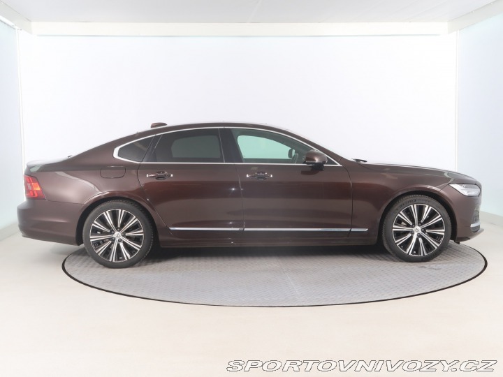 Volvo S90 D5 AWD 2021