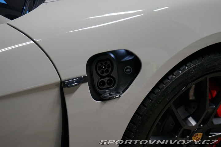 Porsche Taycan GTS Sport Turismo*MASÁŽ*P 2023