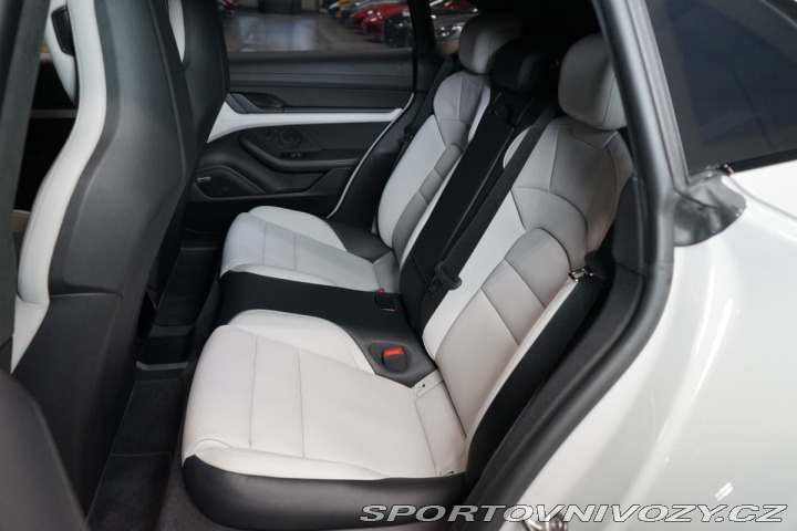 Porsche Taycan GTS Sport Turismo*MASÁŽ*P 2023