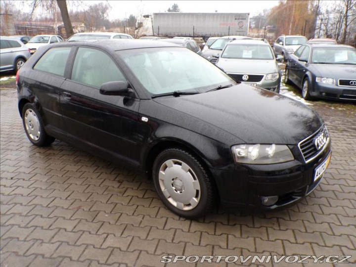 Audi A3 1,6 i 2003